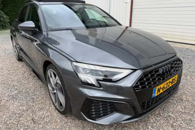 Audi A3 (2020) thumbnail 2