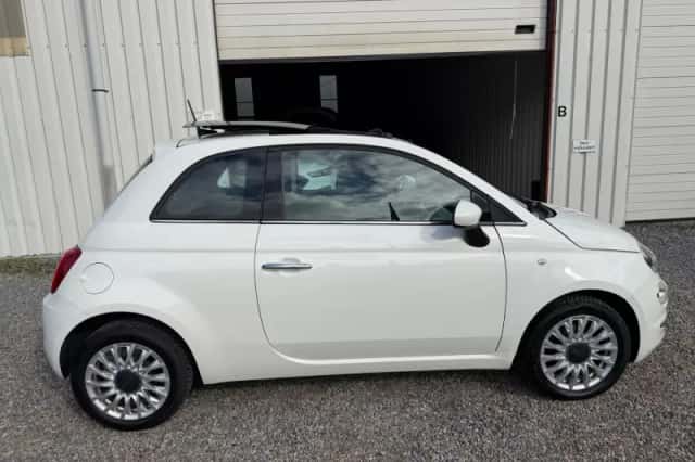 Fiat 500 (2021) thumbnail 3