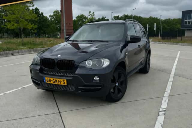 BMW X5 (2008) thumbnail 1