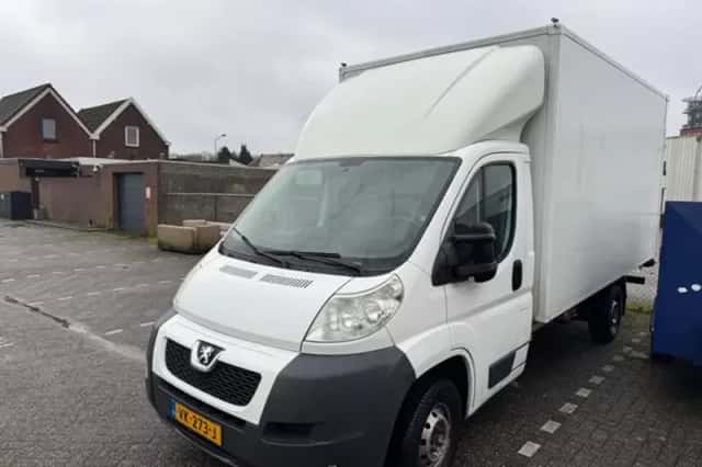 Peugeot Boxer (2013) thumbnail 2