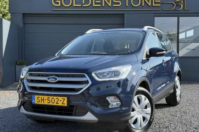 Ford Kuga (2018) thumbnail 1