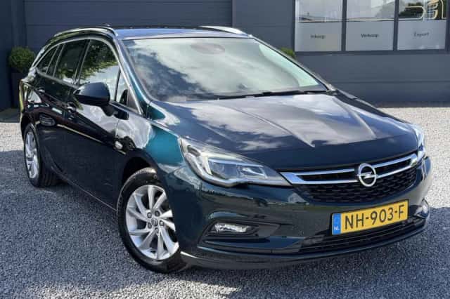 Opel Astra (2017) thumbnail 2