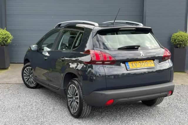Peugeot 2008 (2019) thumbnail 5