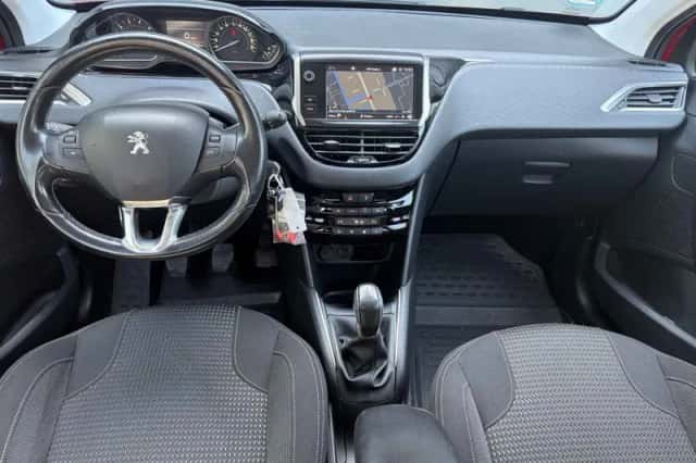 Peugeot 208 (2017) thumbnail 6
