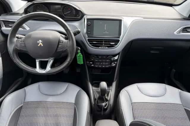 Peugeot 208 (2017) thumbnail 6