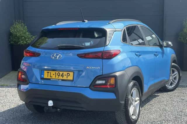 Hyundai Kona (2018) thumbnail 4
