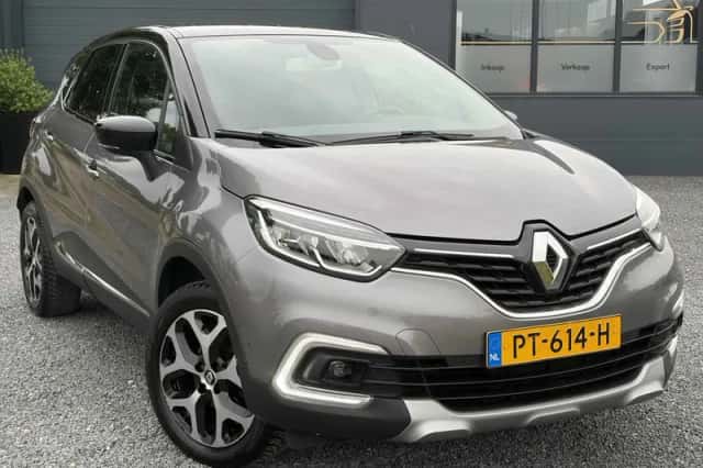 Renault Captur (2017) thumbnail 2