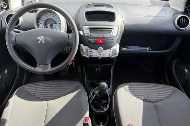 Peugeot 107 (2014) thumbnail 6