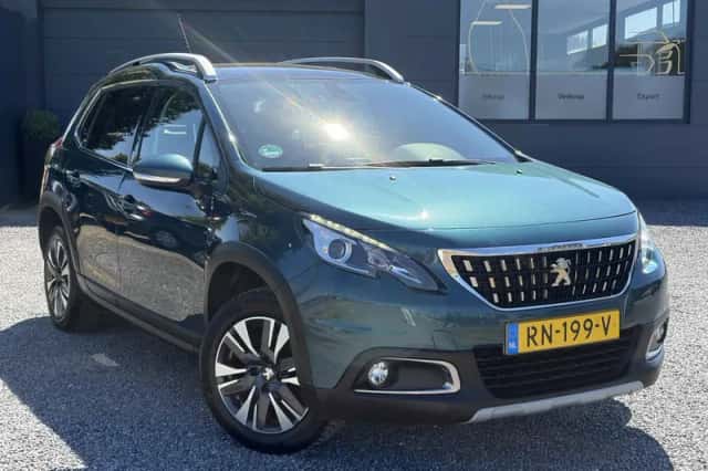 Peugeot 2008 (2018) thumbnail 2