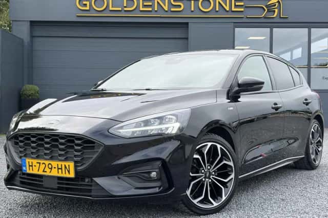 Ford Focus (2020) thumbnail 1