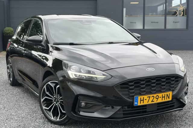 Ford Focus (2020) thumbnail 2