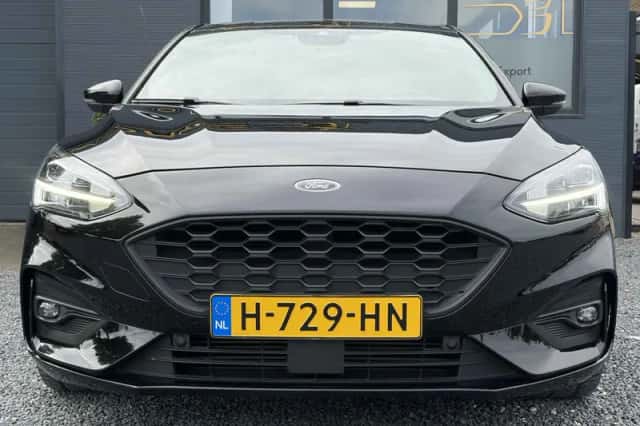 Ford Focus (2020) thumbnail 5