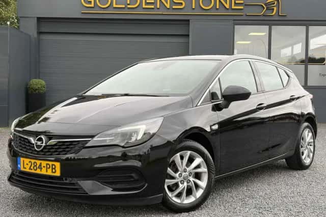 Opel Astra (2021) thumbnail 1