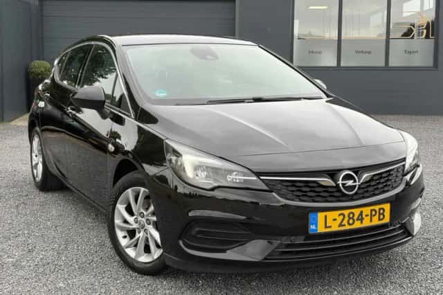 Opel Astra (2021) thumbnail 2