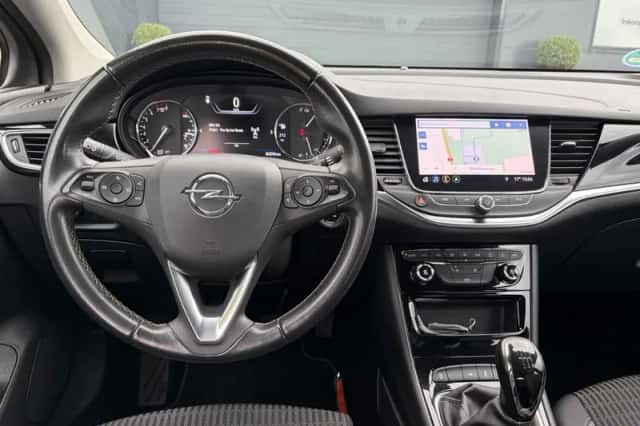 Opel Astra (2021) thumbnail 3