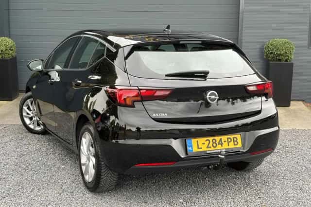 Opel Astra (2021) thumbnail 5