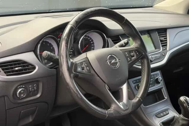 Opel Astra (2020) thumbnail 6