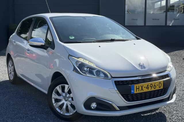 Peugeot 208 (2016) thumbnail 2
