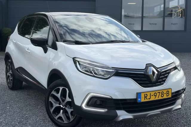 Renault Captur (2017) thumbnail 2