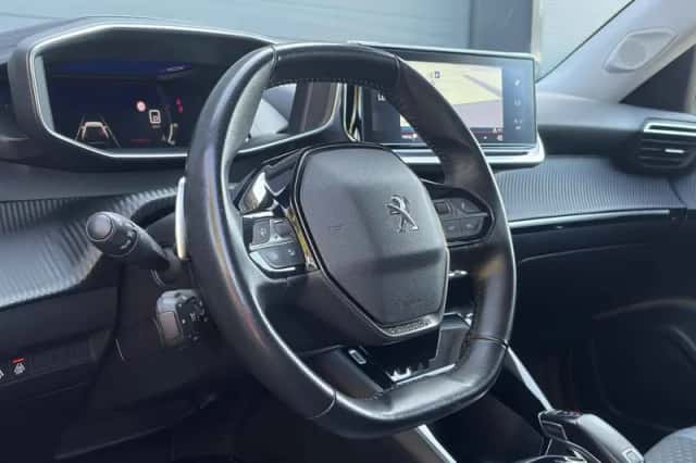 Peugeot 2008 (2020) thumbnail 6