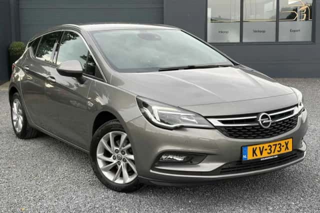 Opel Astra (2016) thumbnail 2