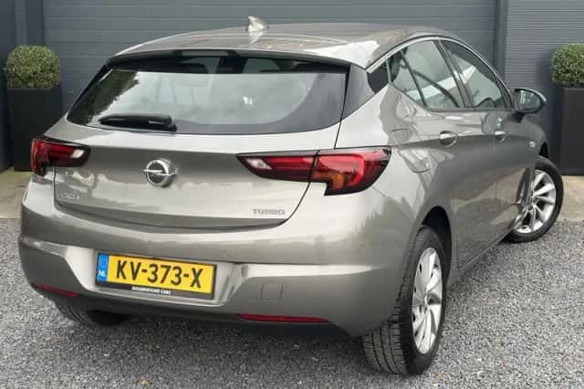 Opel Astra (2016) thumbnail 5