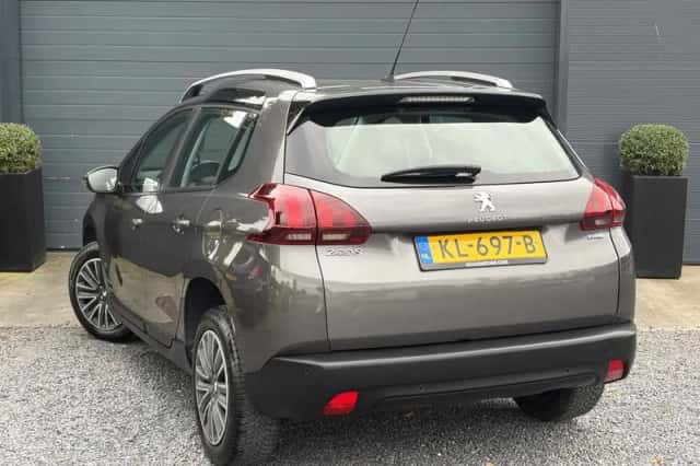 Peugeot 2008 (2016) thumbnail 4