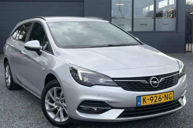 Opel Astra (2021) thumbnail 2