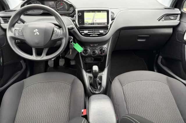 Peugeot 208 (2017) thumbnail 6