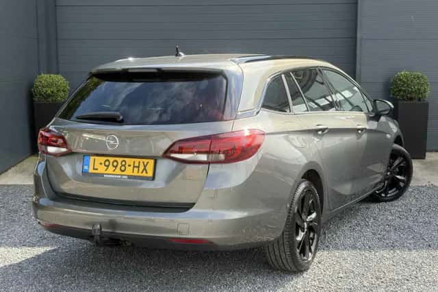 Opel Astra (2021) thumbnail 5