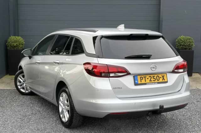 Opel Astra (2017) thumbnail 5