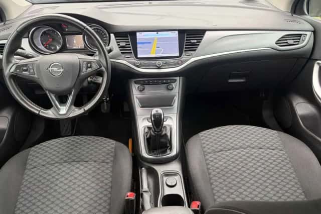 Opel Astra (2017) thumbnail 6