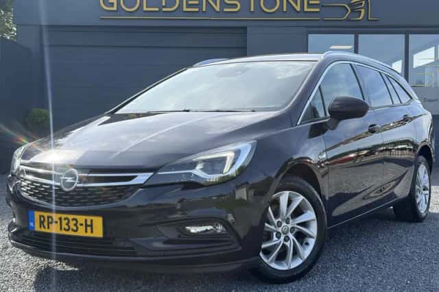 Opel Astra (2018) thumbnail 1