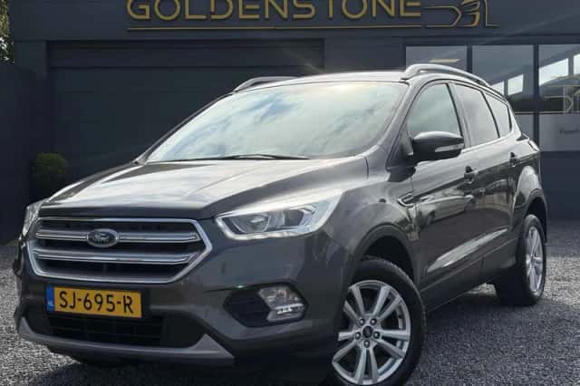 Ford Kuga (2018) thumbnail 1