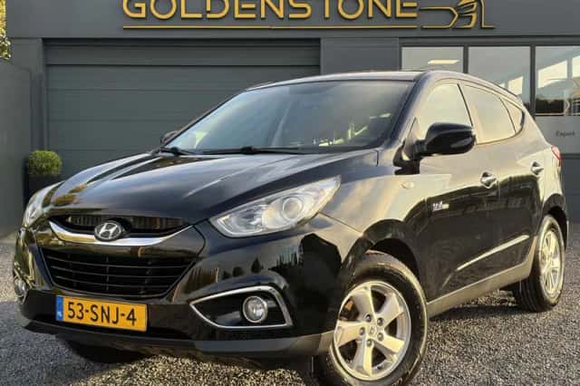 Hyundai ix35 (2012) thumbnail 1