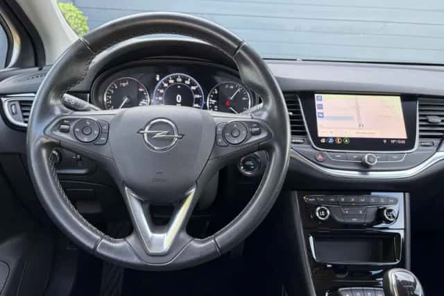 Opel Astra (2021) thumbnail 3