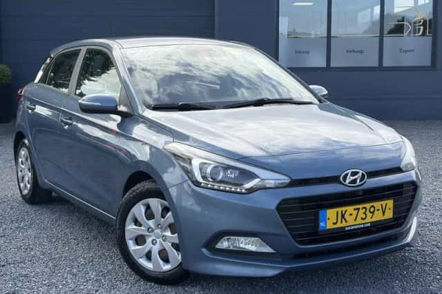 Hyundai i20 (2016) thumbnail 2