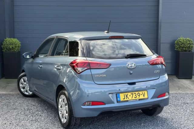 Hyundai i20 (2016) thumbnail 4