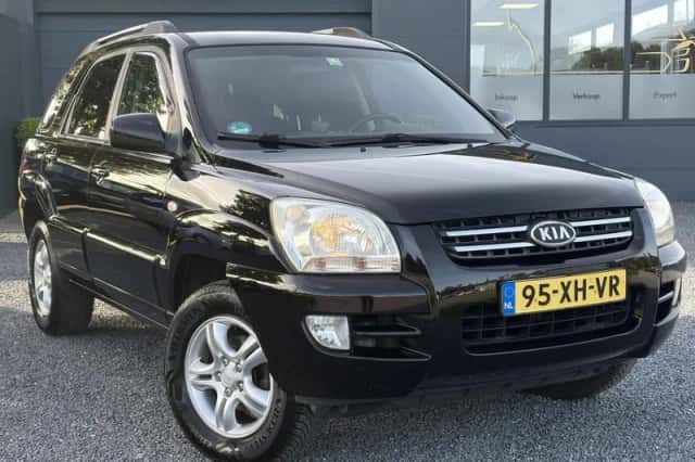 Kia Sportage (2007) thumbnail 3