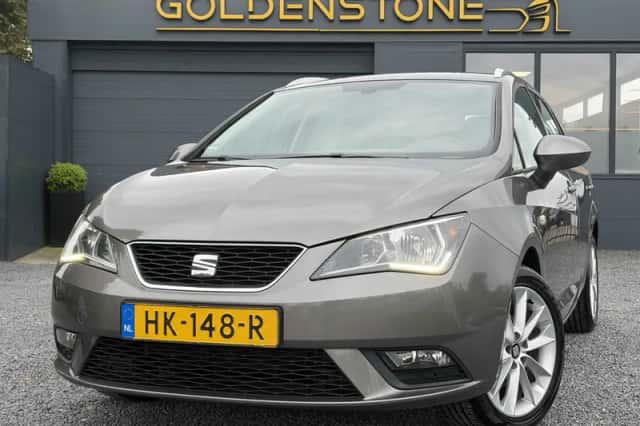 SEAT Ibiza (2015) thumbnail 2