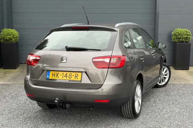 SEAT Ibiza (2015) thumbnail 6