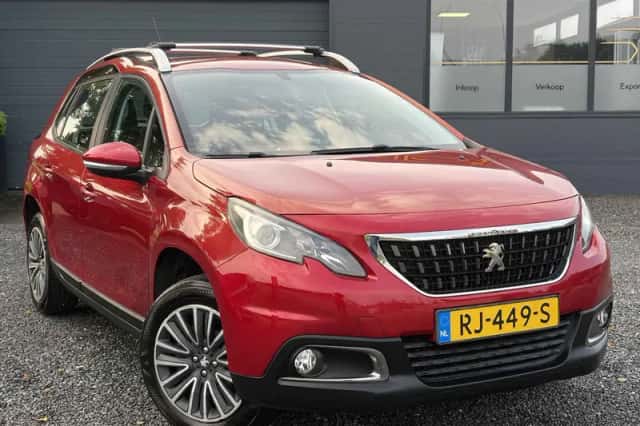 Peugeot 2008 (2017) thumbnail 2