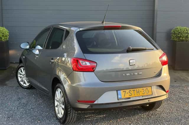 SEAT Ibiza (2013) thumbnail 5