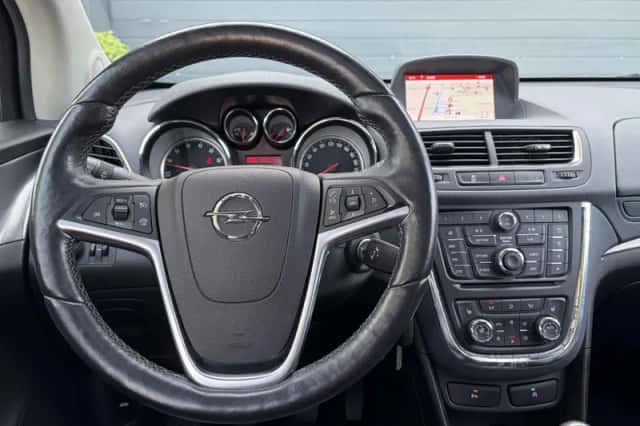 Opel Mokka (2015) thumbnail 3