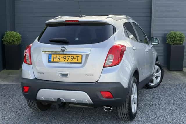 Opel Mokka (2015) thumbnail 4