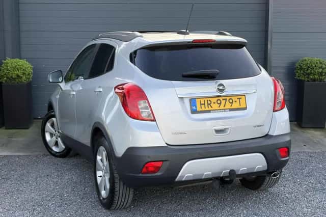 Opel Mokka (2015) thumbnail 5