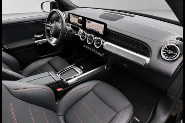 Mercedes-Benz EQB (2025) thumbnail 6