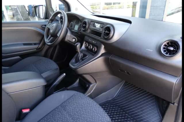 Mercedes-Benz Citan (2022) thumbnail 5