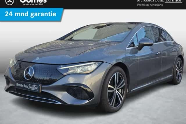 Mercedes-Benz EQE (2024) thumbnail 1