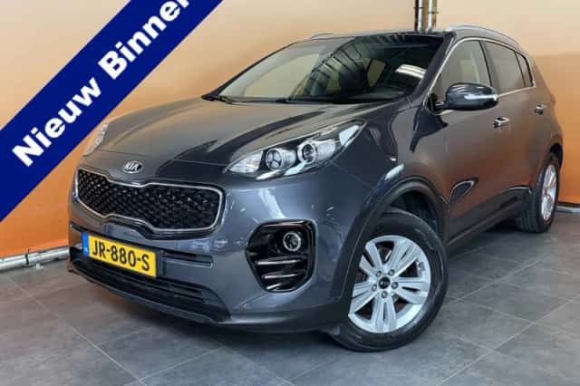 Kia Sportage (2016) thumbnail 1